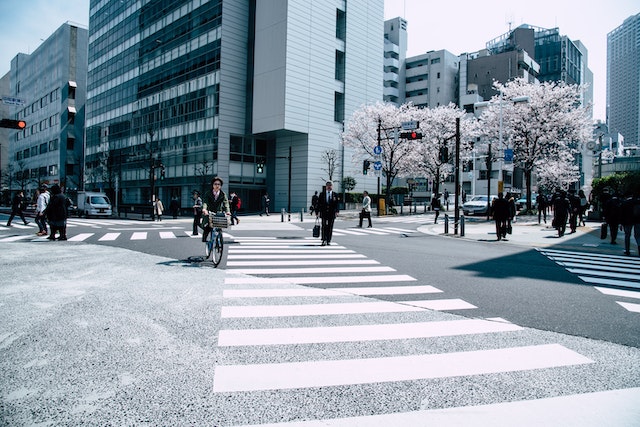 潼南为何勤工俭学对在日本的留学生的职业生涯至关重要？